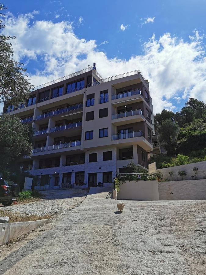 Langust - Free Parking Appartement Sveti Stefan Buitenkant foto